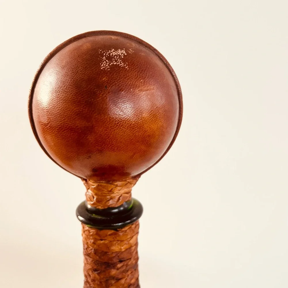 HAND CRAFTER MCM LEATHER WRAPPED ITALIAN WHISKEY-WINE DECANTER‎ HERITAGE GRAMPA